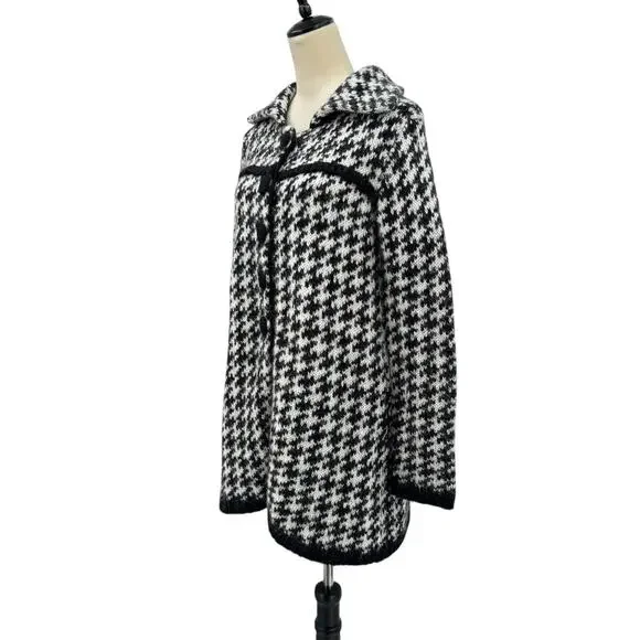 Carducci Black & White Houndstooth Wool & Mohair Blend Knit Cardigan Sweater - Picture 2 of 12